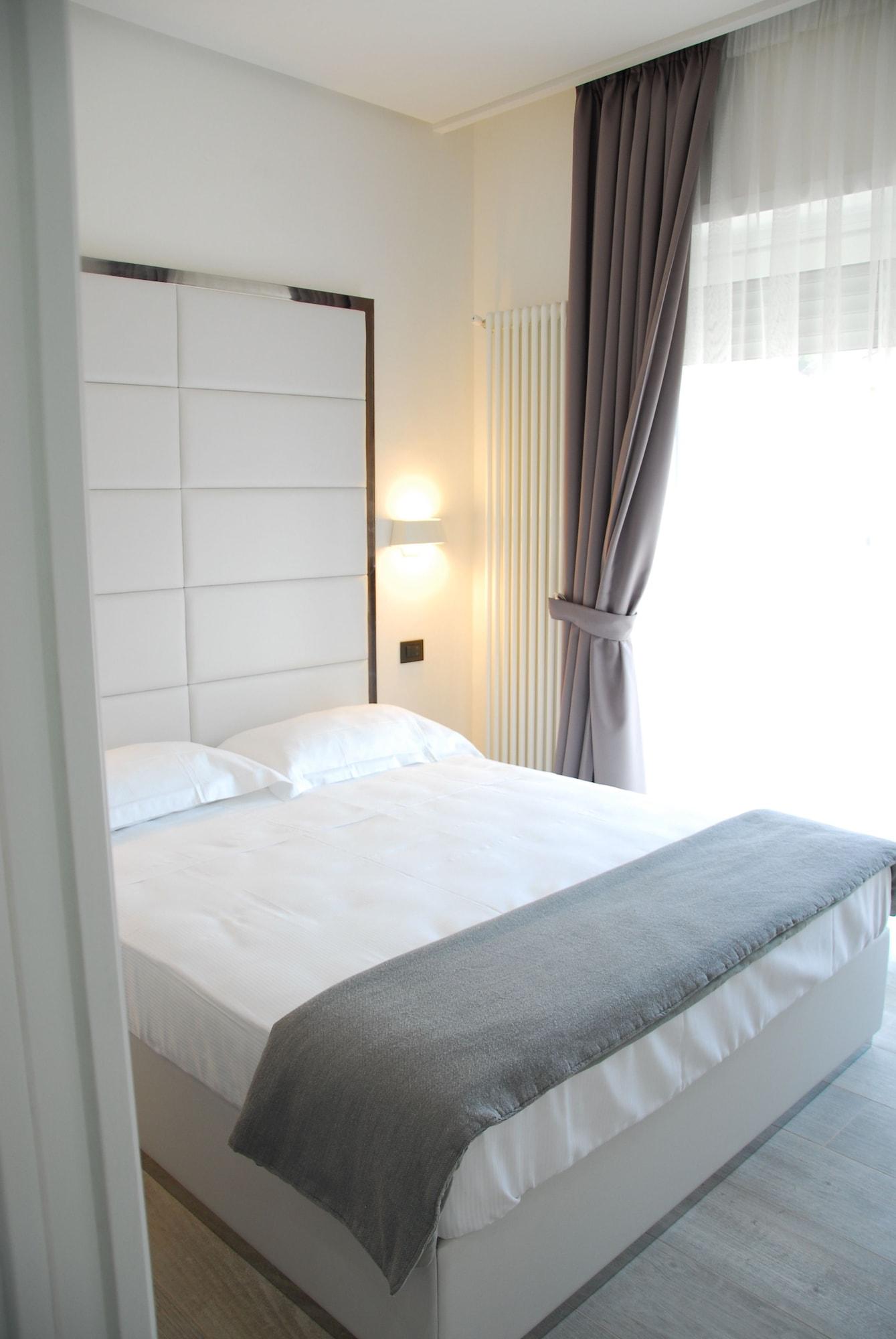 Lhp Suite Rapallo Extérieur photo